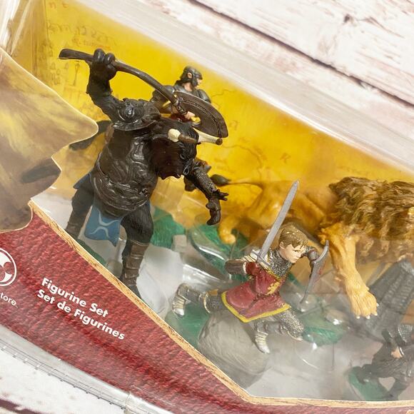 DISNEY STORE Vintage Chronicles Of Narnia Action Character Figure Set - Picture 2 of 4